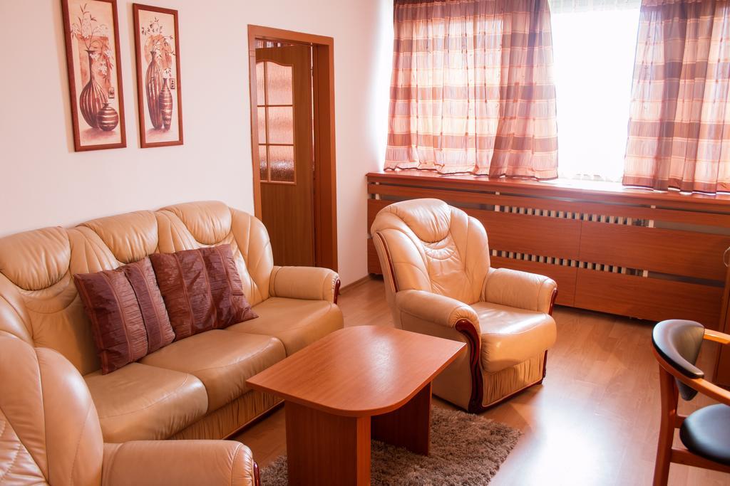 Hotel Druzba Michalovce Zewnętrze zdjęcie