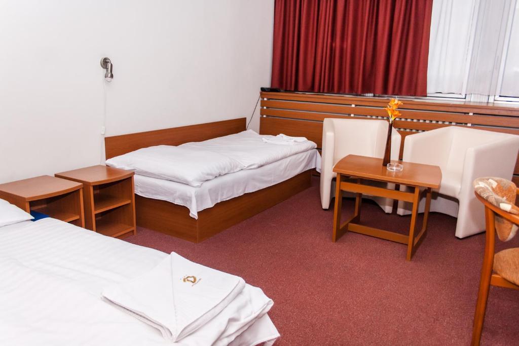 Hotel Druzba Michalovce Pokój zdjęcie